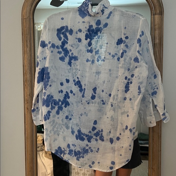Elegant Blue and White Women's Blouse - Picture 5 of 5